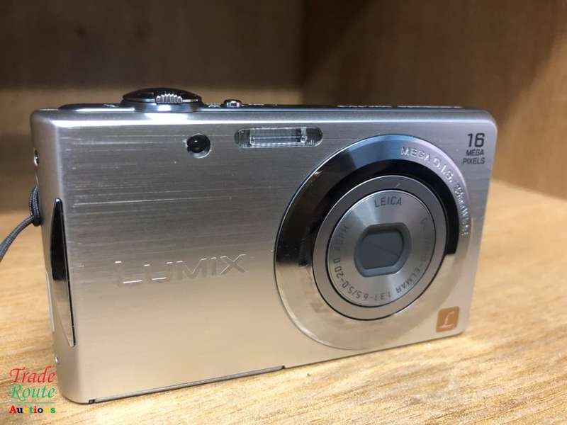 Panasonic Lumix FS18 Digital Camera - Silver (16.1MP, 4x Optical Zoom) 2.7 inch LCD