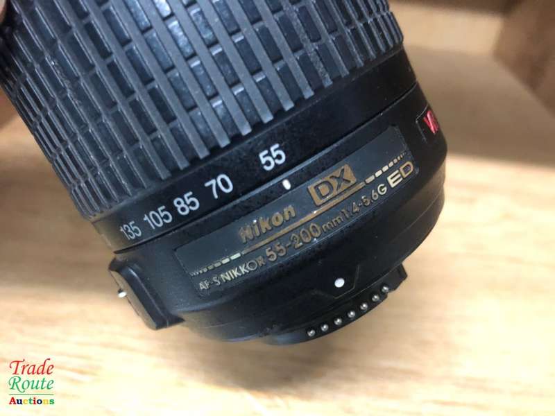Nikon AF-S NIKKOR 55-200mm VR [ VIBRATION REDUCTION ] LENS