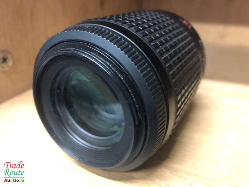 Nikon AF-S NIKKOR 55-200mm VR [ VIBRATION REDUCTION ] LENS