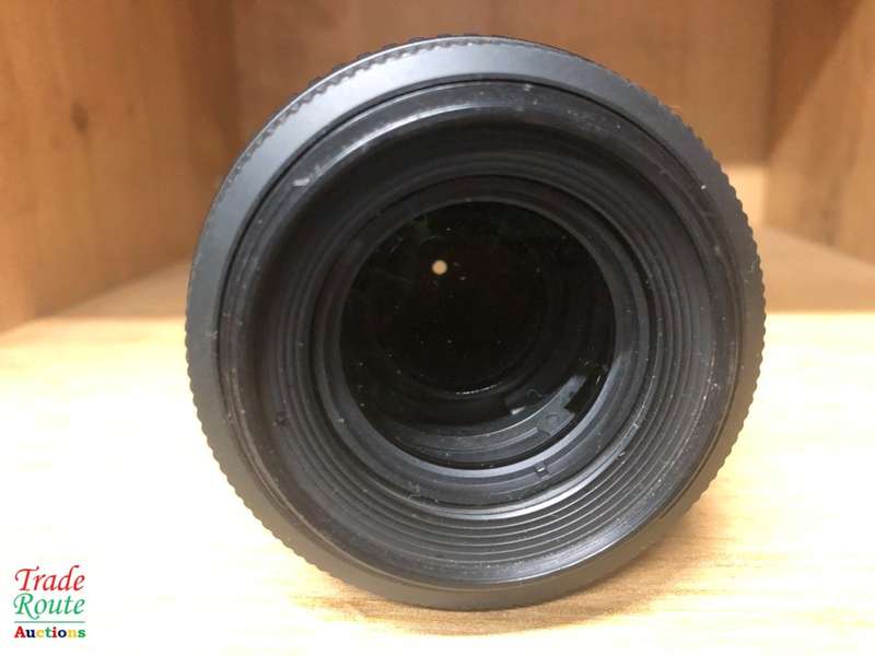 Nikon AF-S NIKKOR 55-200mm VR [ VIBRATION REDUCTION ] LENS