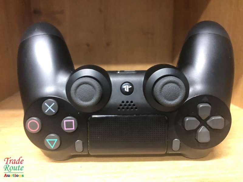 V2 BLACK - PS4 DUALSHOCK 4 Wireless Controller - for the PlayStation 4