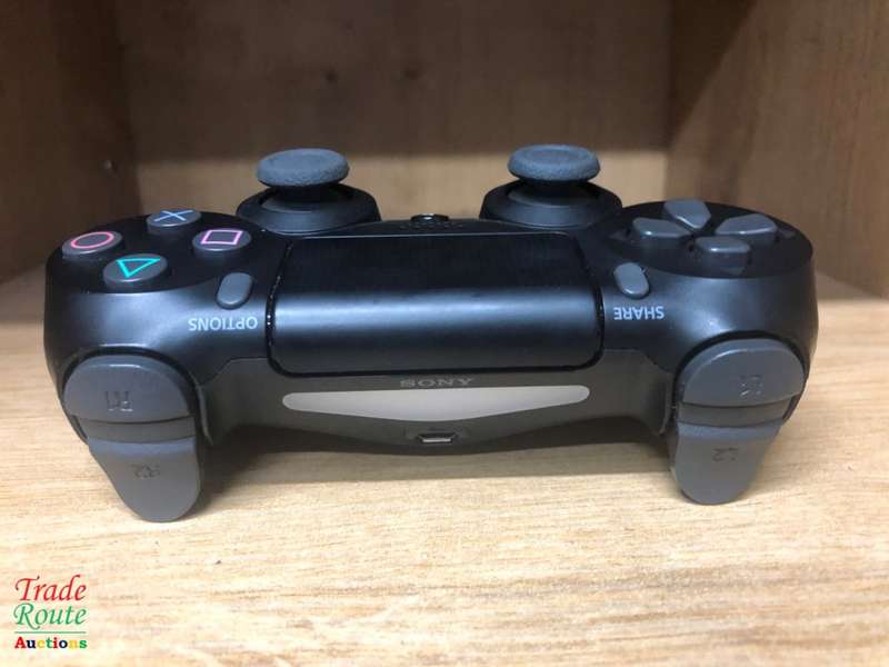 V2 BLACK - PS4 DUALSHOCK 4 Wireless Controller - for the PlayStation 4