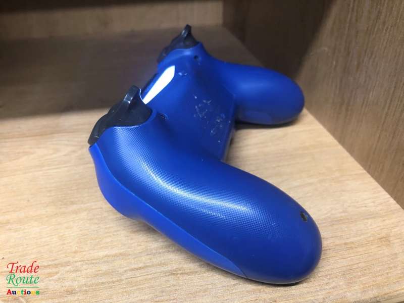 V2 BLUE - PS4 DUALSHOCK 4 Wireless Controller - for the PlayStation 4