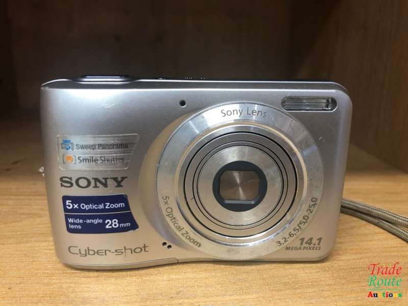Sony Cyber-shot DSC-S5000 14.1MP Digital Camera with 2.7-inch LCD (Silver)