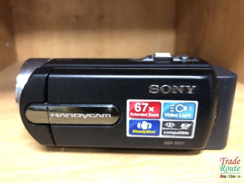 SONY DCR-SX21 CAMCORDER, 67X EXTENDED ZOOM - BLACK
