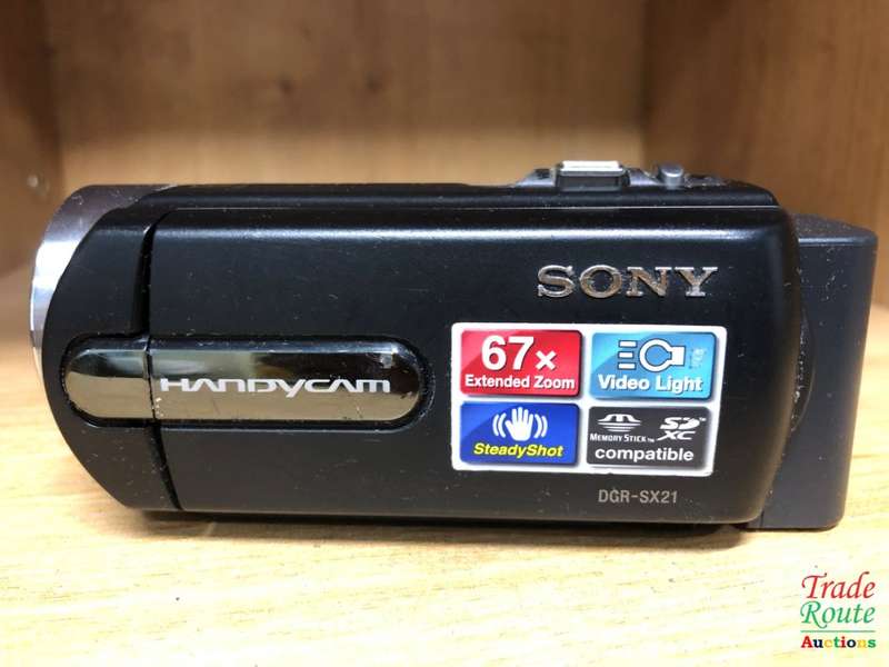 SONY DCR-SX21 CAMCORDER, 67X EXTENDED ZOOM - BLACK