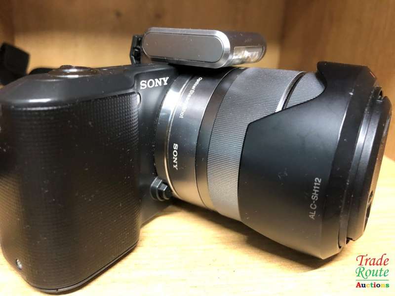 SONY NEX-3 MIRRORLESS 14.2MP with 18-55mm Lens Optical Steady Shot E-MOUNT Digital Camera Kit
