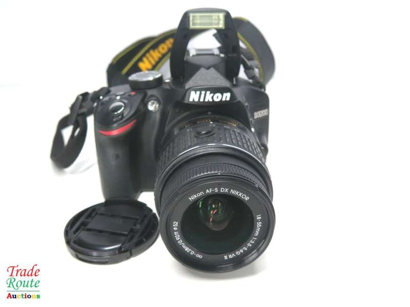 Nikon D3200 24.2 MP CMOS Digital SLR with 18-55mm f/3.5-5.6 AF-S DX NIKKOR Zoom Lens - 24.2 MP