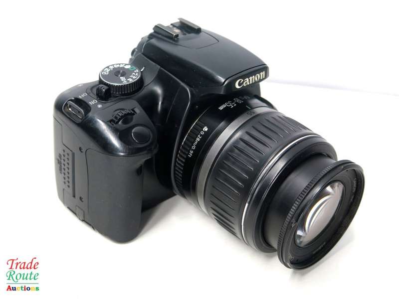 Canon EOS 400D DigitalSLR camera 10.1 Megapixels + Canon EFS 18-55mm Lens