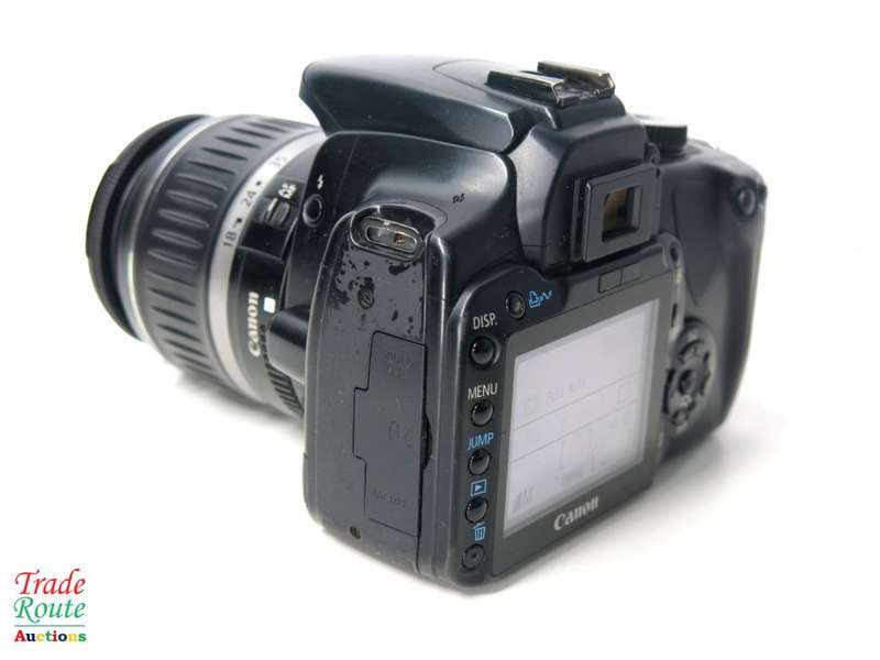 Canon EOS 400D DigitalSLR camera 10.1 Megapixels + Canon EFS 18-55mm Lens
