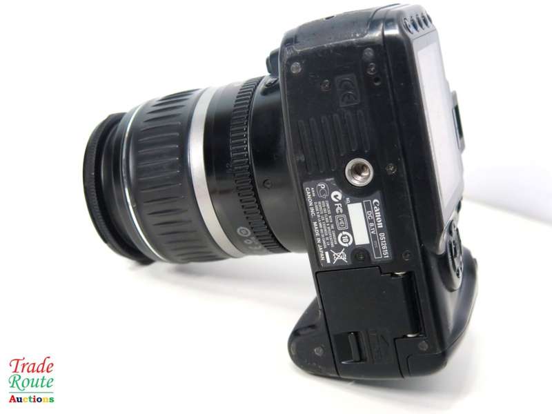 Canon EOS 400D DigitalSLR camera 10.1 Megapixels + Canon EFS 18-55mm Lens