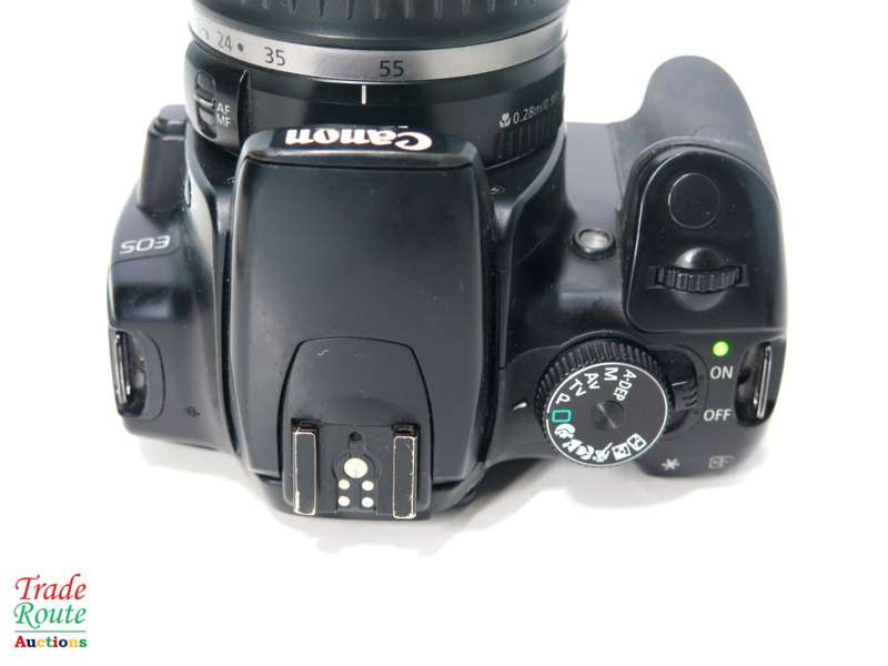 Canon EOS 400D DigitalSLR camera 10.1 Megapixels + Canon EFS 18-55mm Lens