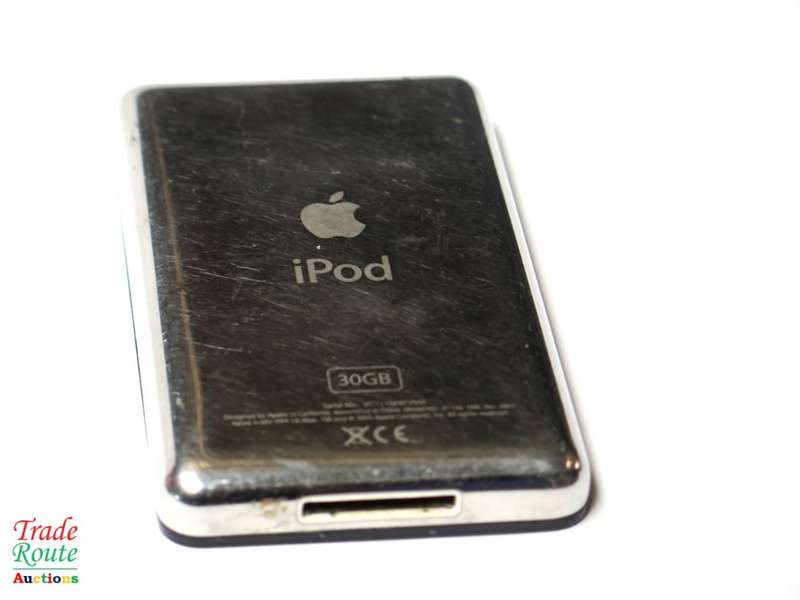 Apple iPod classic 5th Generation Black MA446 | A1136  | 30GB