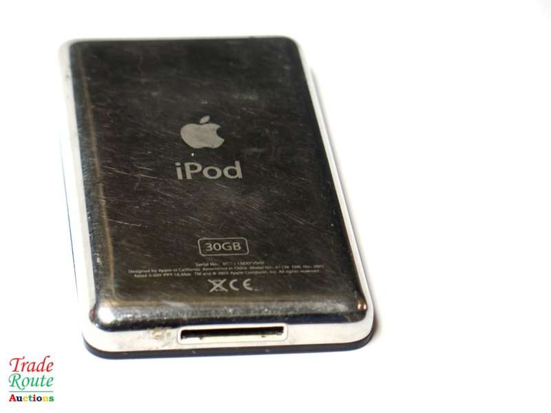 Apple iPod classic 5th Generation Black MA446 | A1136  | 30GB
