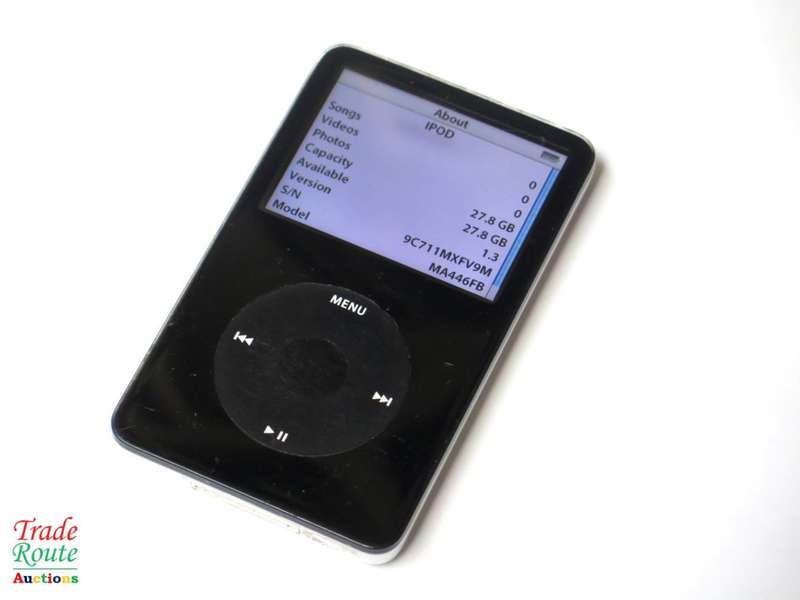Apple iPod classic 5th Generation Black MA446 | A1136  | 30GB