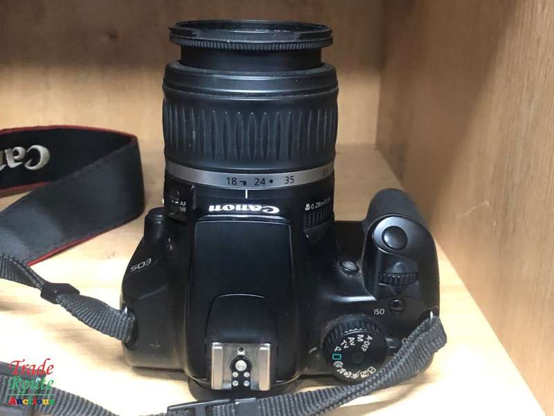 Canon EOS 1000D Digital SLR camera plus Canon 18-55mm Lens Professional KIT