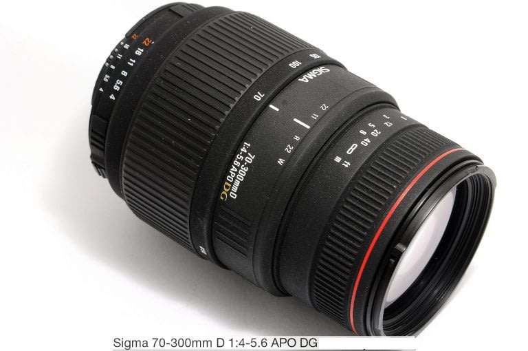 Sigma 70-300mm D 1: 4-5.6 Telephoto Zoom Lens for Nikon DSLR Cameras