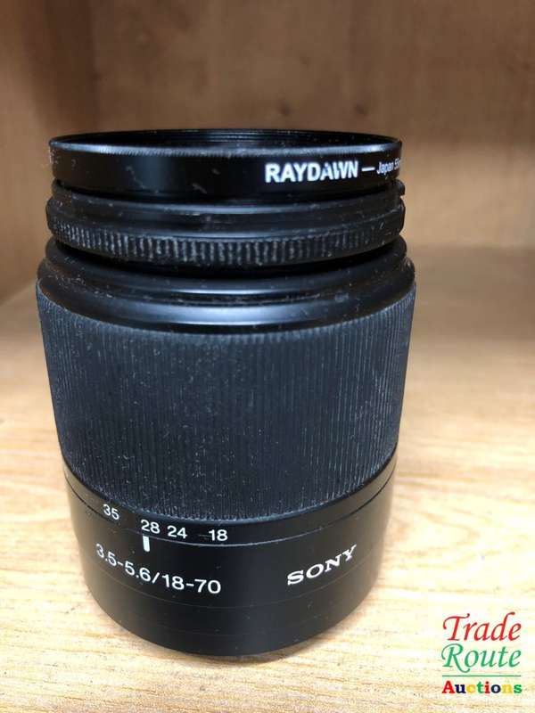 Sony 18-70mm f/3.5-5.6 AF DT Standard Zoom Lens