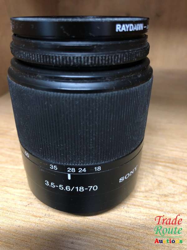 Sony 18-70mm f/3.5-5.6 AF DT Standard Zoom Lens