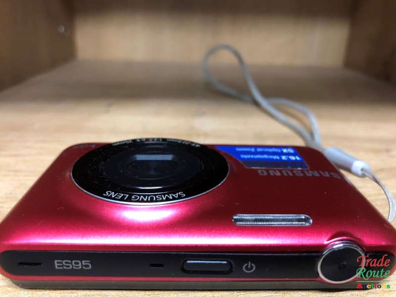 Samsung ES95 Compact Digital Camera (16.1 MP) (Red)