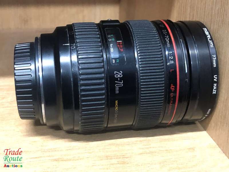 Canon EF 28-70mm f/2.8 L USM Zoom Lens for Canon FULL FRAME DSLR Cameras