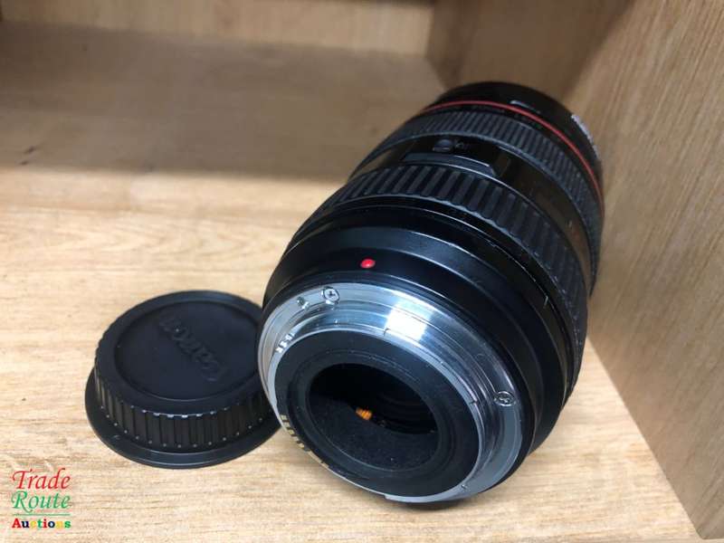 Canon EF 28-70mm f/2.8 L USM Zoom Lens for Canon FULL FRAME DSLR Cameras
