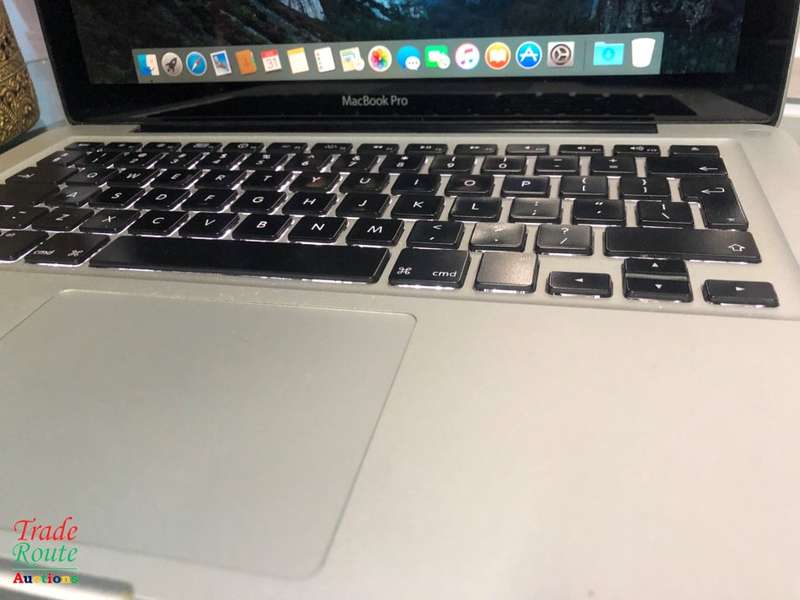 MacBook Pro 13.3-inch | Core 2 DUO 2.4GHz | 4GB RAM | 275GB SSD | Nvidia GeForce Graphics