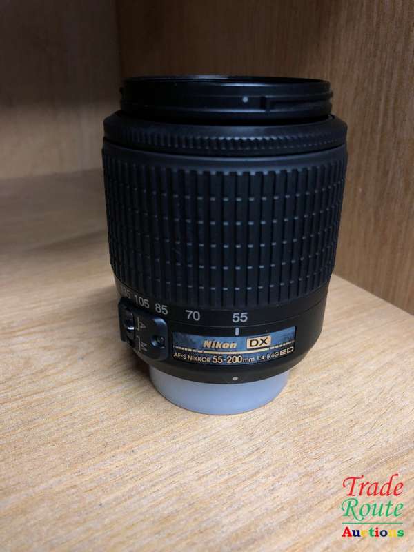 Nikon 55-200mm DX Lens for NIKON DSLR Cameras