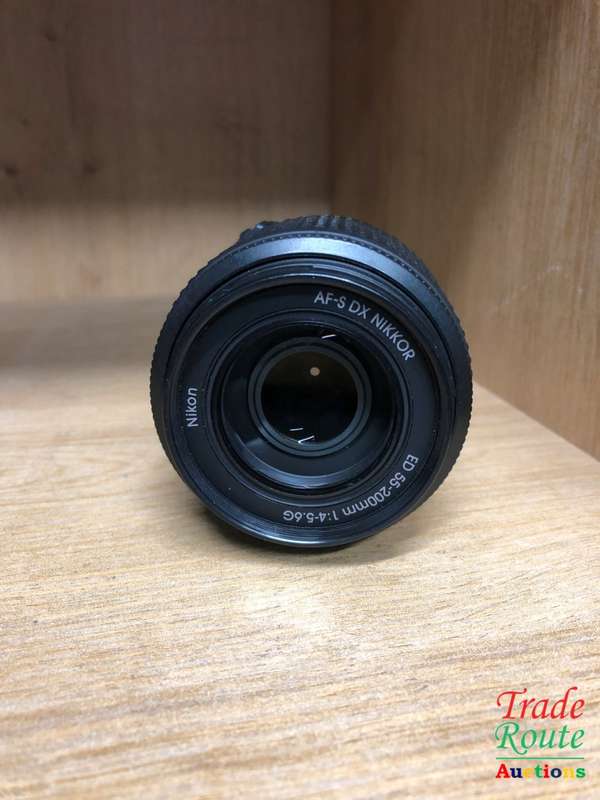Nikon 55-200mm DX Lens for NIKON DSLR Cameras