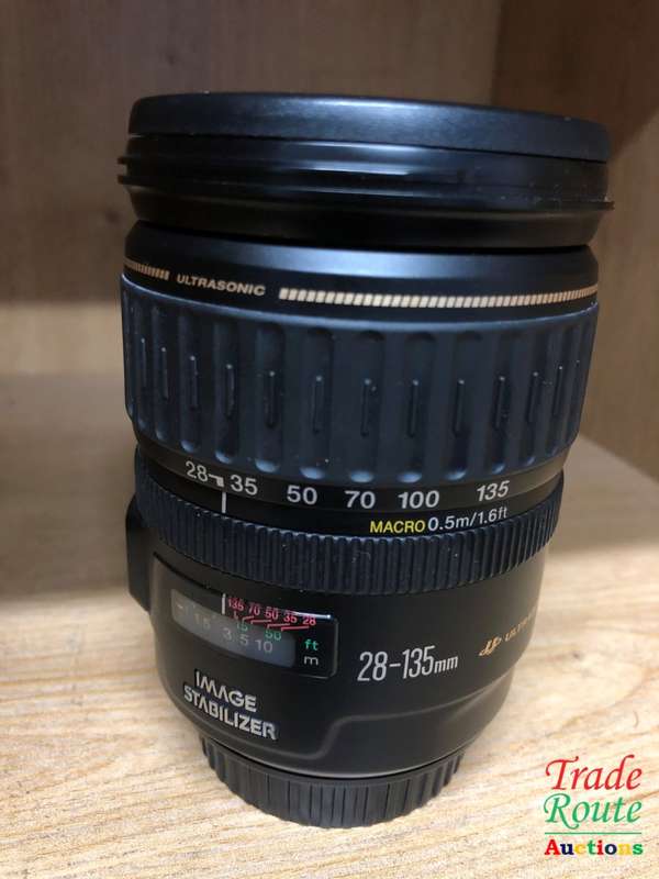 Canon EF 28-135mm f 3.5-5.6 IS USM LENS - for CANON DSLR Cameras - IMAGE STABILIZER - ULTRASONIC