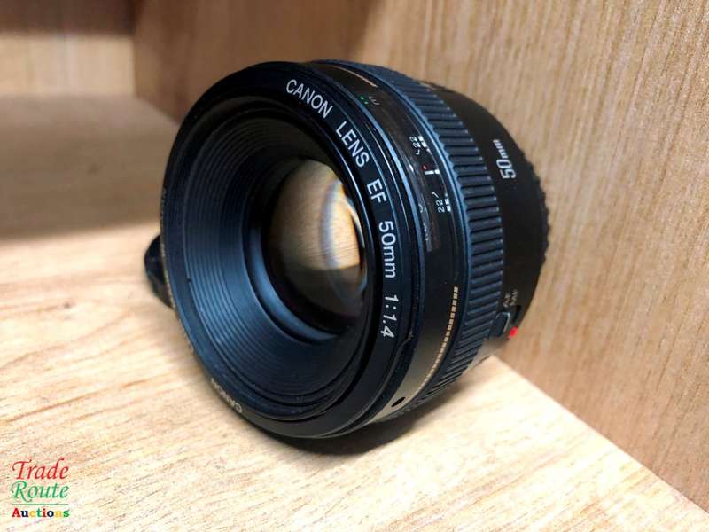 for spares / repair - Canon EF 50mm f/1.4 Lens USM Ultrasonic for Canon DSLR Cameras