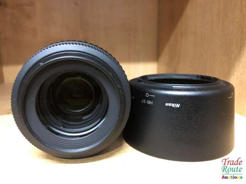 Nikon AF-S NIKKOR 55-200mm VR [ VIBRATION REDUCTION ] LENS