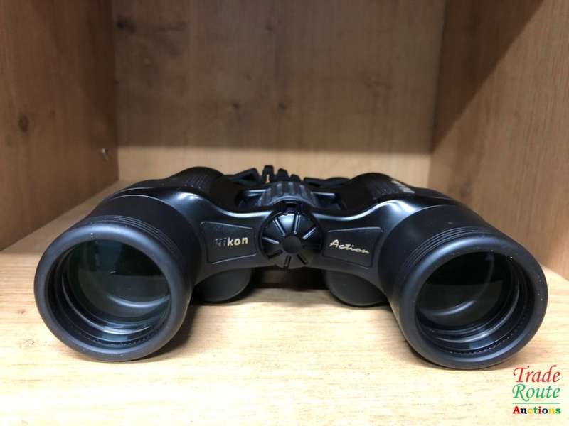 NIKON ACTION BINOCULARS 8x40 8.2°
