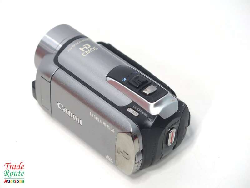 Canon LEGRIA HF R106  High Definition Camcorder  - FULL HD 1920 x 1080