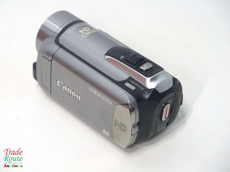 Canon LEGRIA HF R106  High Definition Camcorder  - FULL HD 1920 x 1080