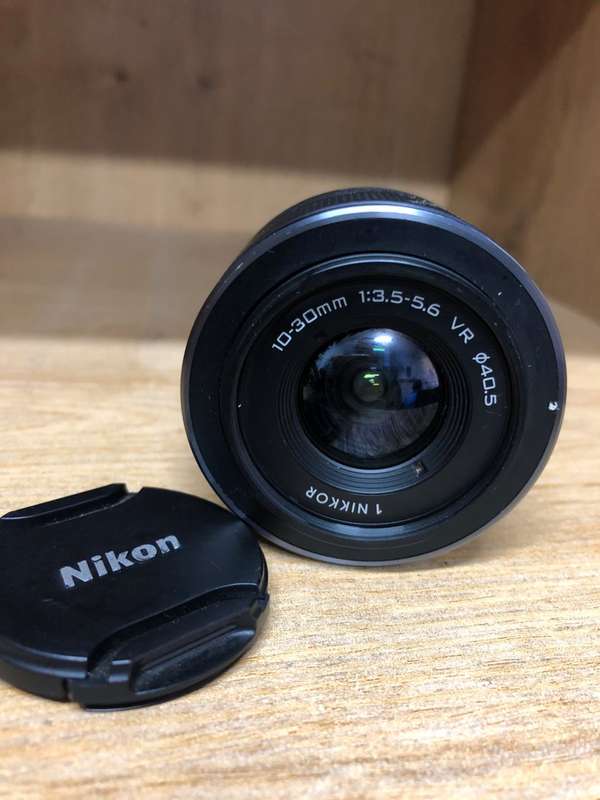 Nikon 1 Nikkor 10-30mm lens for Nikon 1 Series Mirroless Digital cameras - BLACK