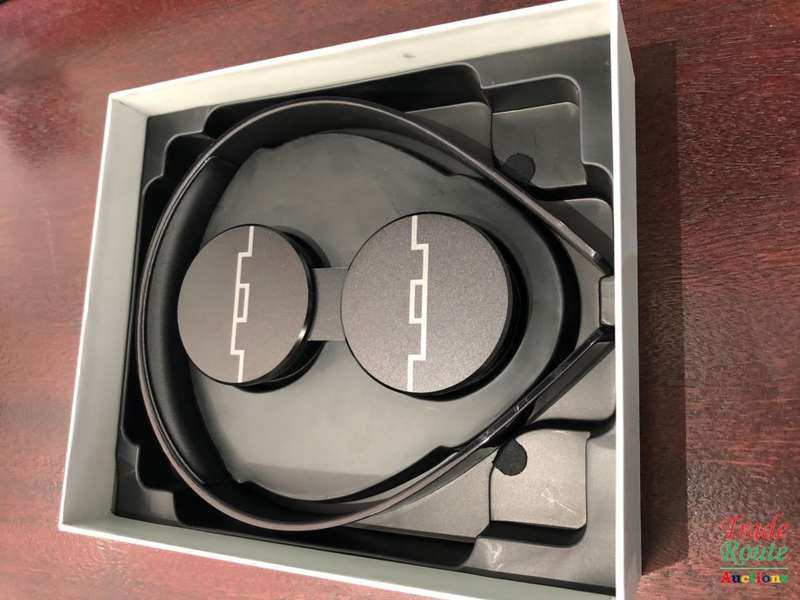 SOL REPUBLIC Tracks HD2 On-Ear Headphones  SOL-HP1251BK Black