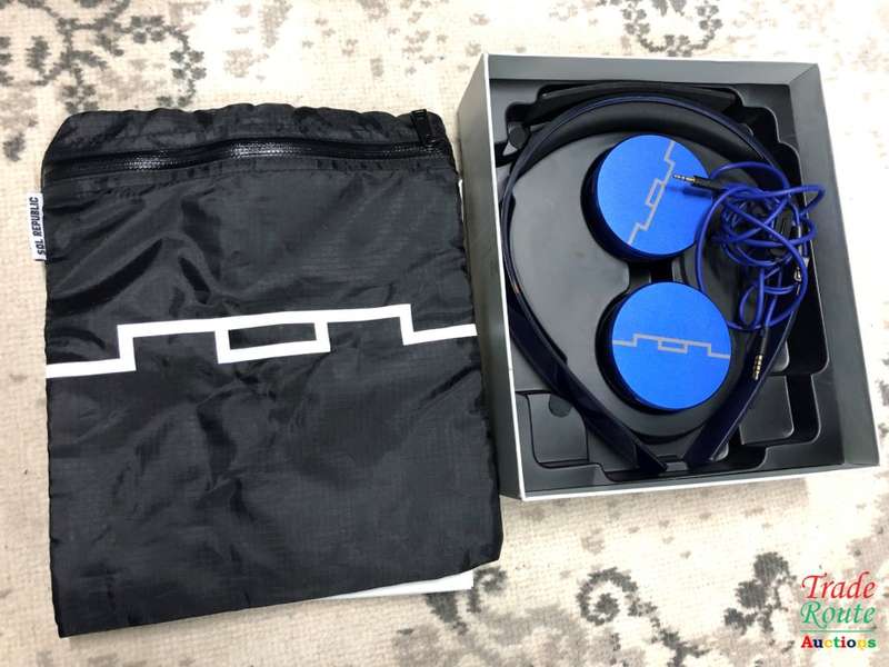 SOL REPUBLIC Tracks HD2 On-Ear Headphones - BLUE