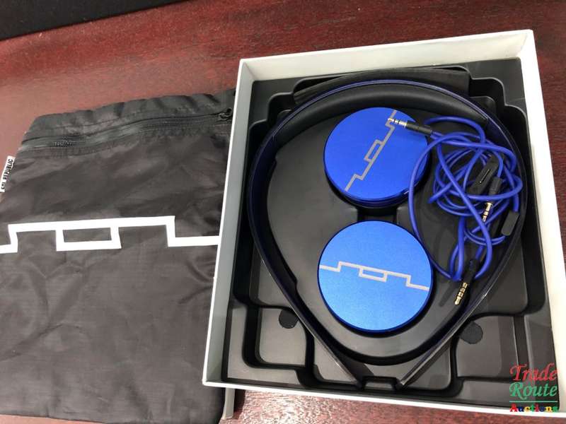 SOL REPUBLIC Tracks HD2 On-Ear Headphones - BLUE