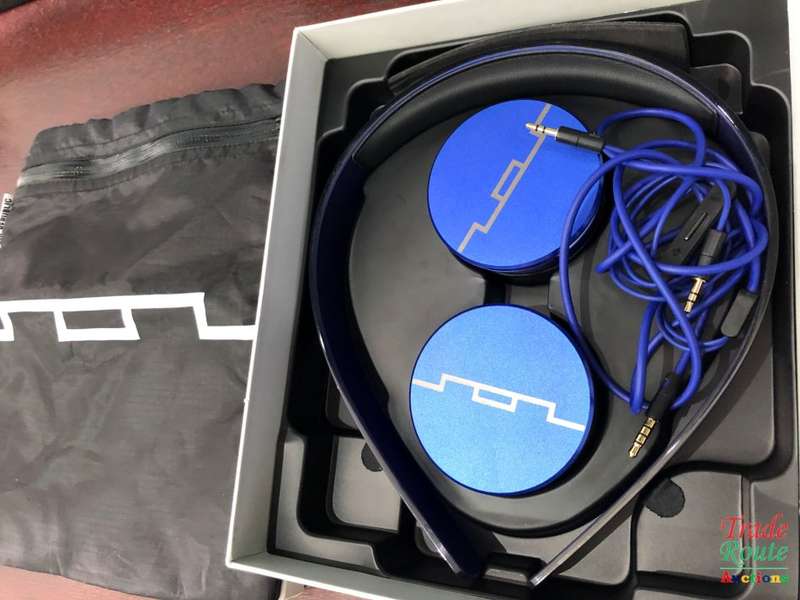 SOL REPUBLIC Tracks HD2 On-Ear Headphones - BLUE