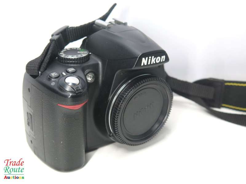 NIKON D3000 DSLR CAMERA  (BODY ONLY) PROFESSIONAL CAMERA BODY