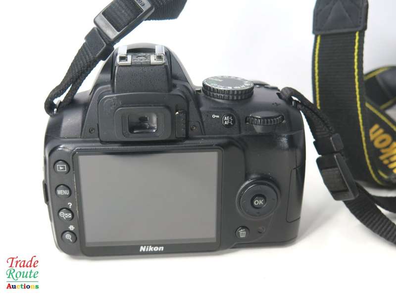 NIKON D3000 DSLR CAMERA  (BODY ONLY) PROFESSIONAL CAMERA BODY