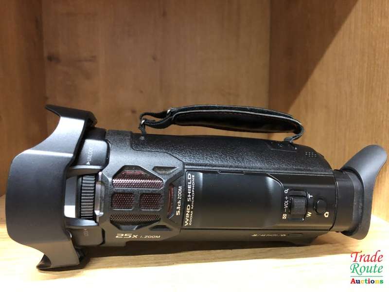 Panasonic HC-WXF995 4K ULTRA HD Camcorder - Leica Dicomar Lens