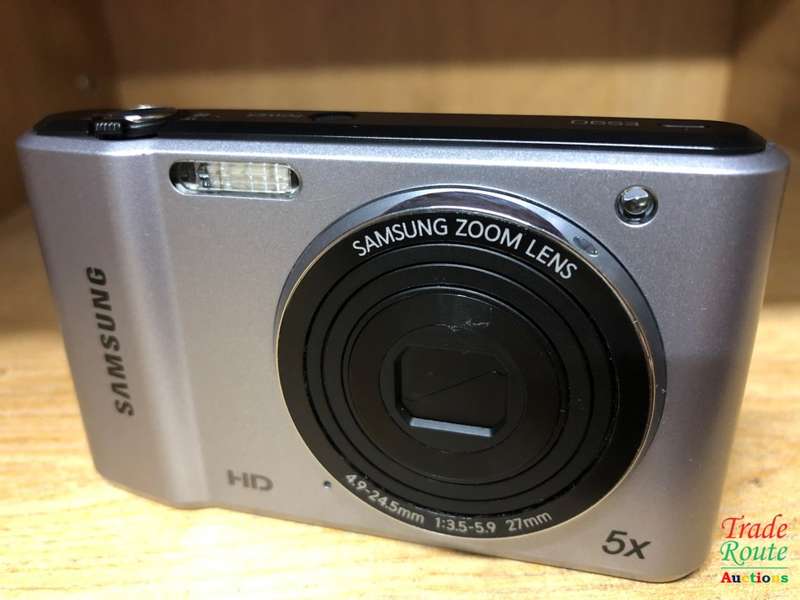 Samsung ES90 14.2MP Point and Shoot Camera (Silver) with 5X Optical Zoom