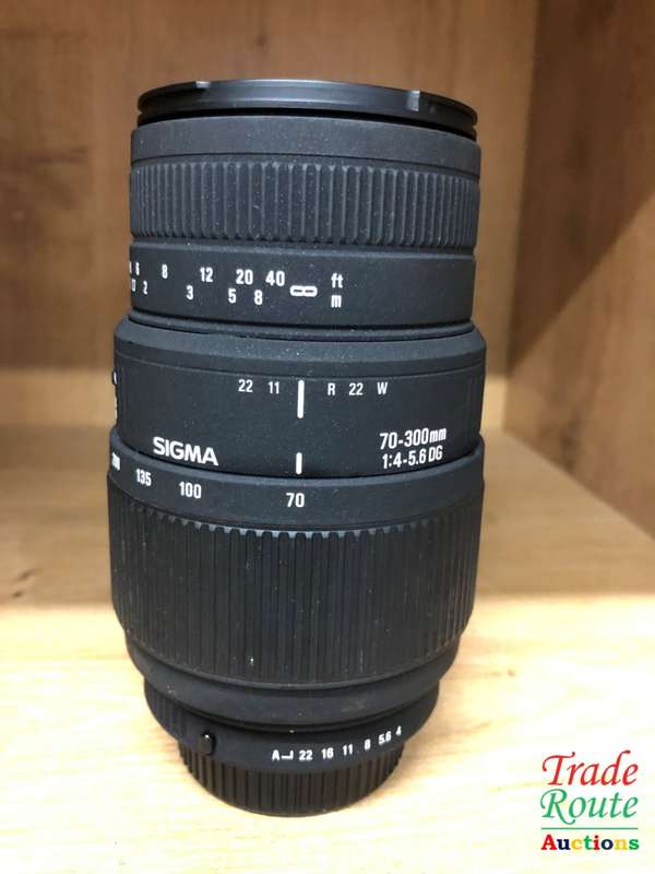 SIGMA  70-300mm DG MACRO Lens [ PENTAX MOUNT ]