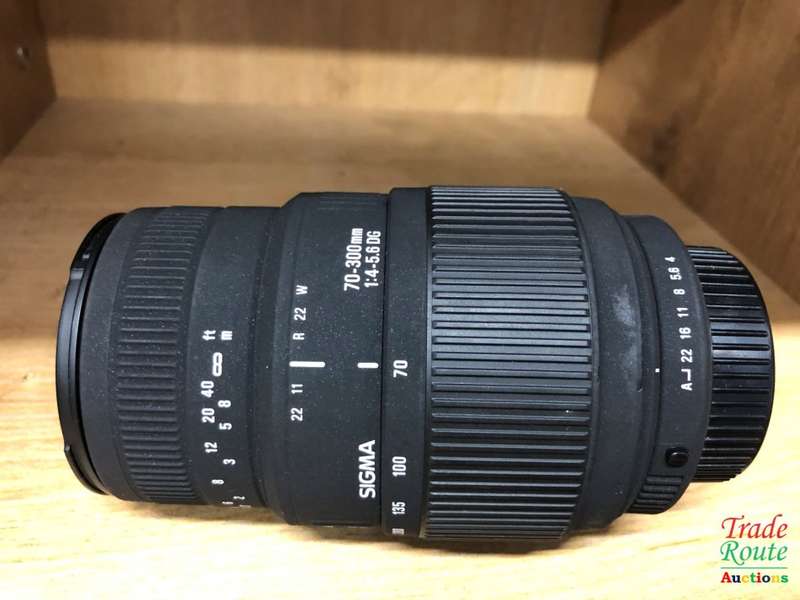 SIGMA  70-300mm DG MACRO Lens [ PENTAX MOUNT ]