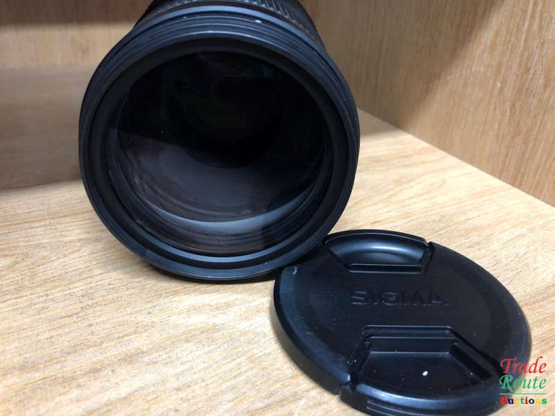 Sigma 120-400mm f/4.5-5.6 AF APO OS (OPTICAL STABILIZER) HSM Telephoto Zoom Lens for Nikon DSLRS