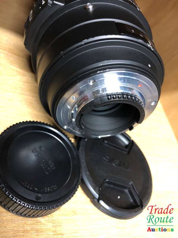 Sigma 120-400mm f/4.5-5.6 AF APO OS (OPTICAL STABILIZER) HSM Telephoto Zoom Lens for Nikon DSLRS