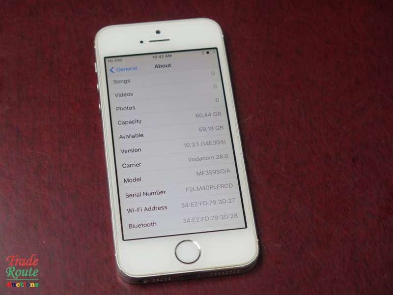 Apple Iphone 5S SmartPhone | 64GB | A1530 | MF359SO/A *** APPLE IPHONE5s ***