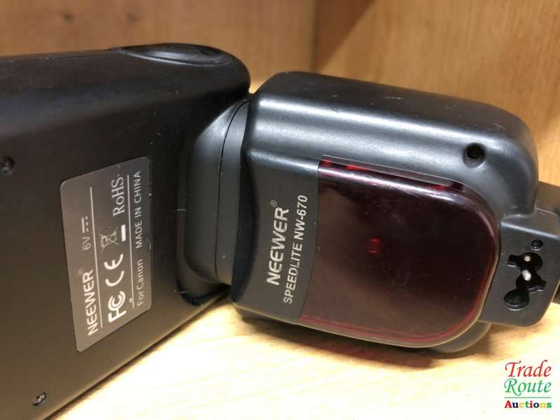 Neewer NW-670 TTL Flash Speedlite with LCD Display for Canon
